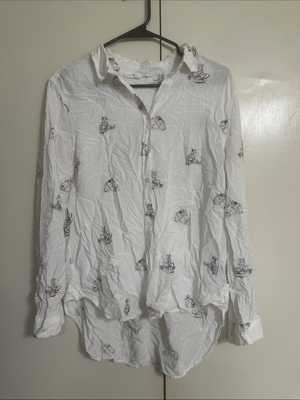 Jane and Delancey White Button-Down Shirt with Black Print
